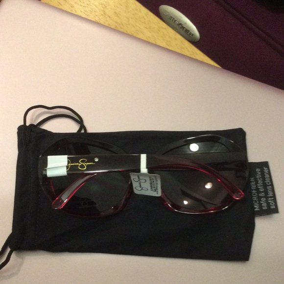 ❤️PRETTY J.S. SUNGLASSES❤️ - Picture 9 of 10